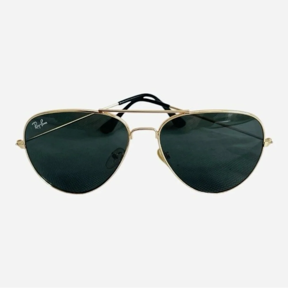 Vintage Ray-Ban Gold Metal Frame Aviator Sunglasses UV Protection